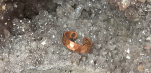 Copper Ring Hammered (Magnetic) - Lighten Up Shop