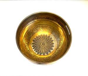 Hand Hammered Yin Yang Singing Bowl 5.25” - Lighten Up Shop
